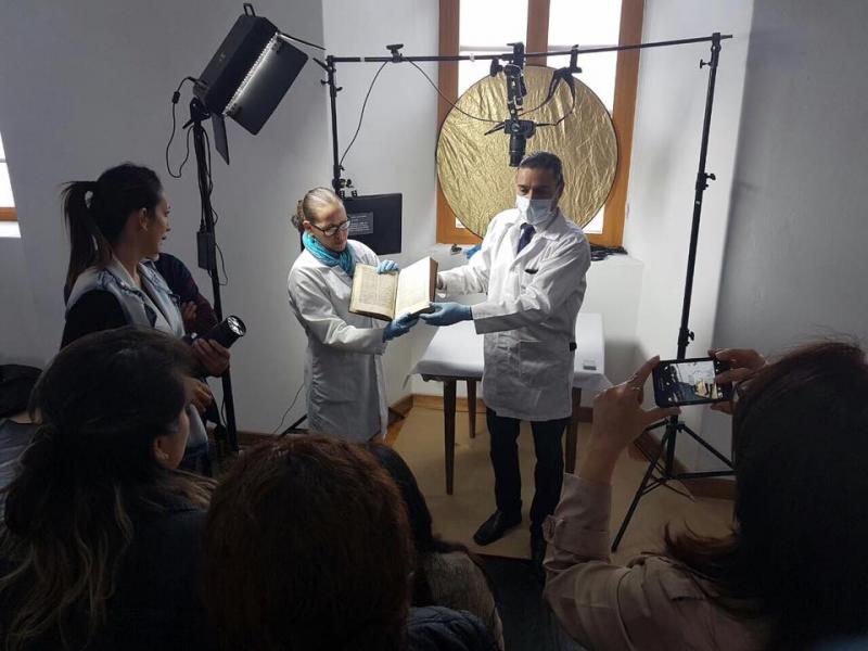 Interpretación y Digitalización de Libros